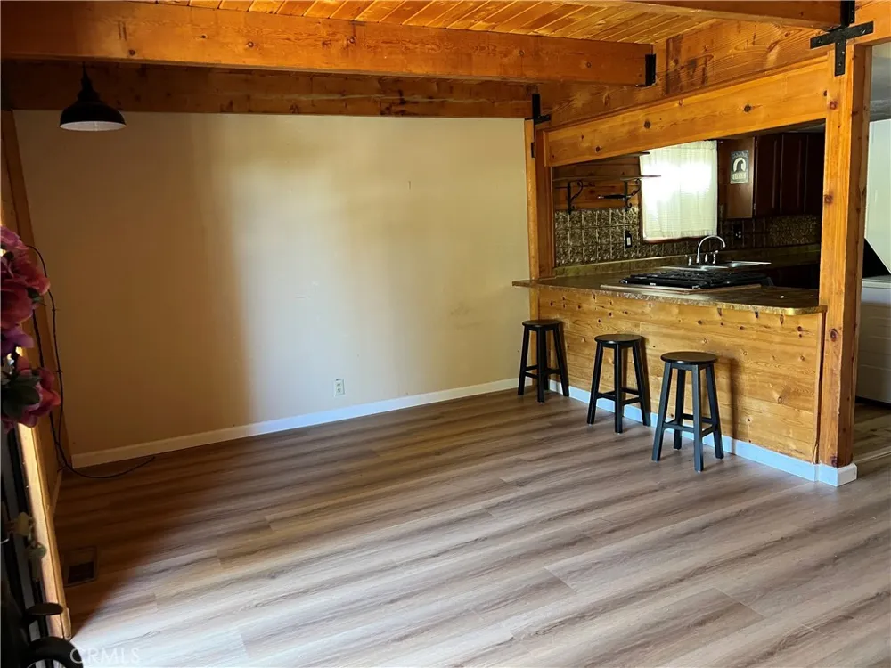 1374 Rock Ridge Lake Arrowhead, CA 92352