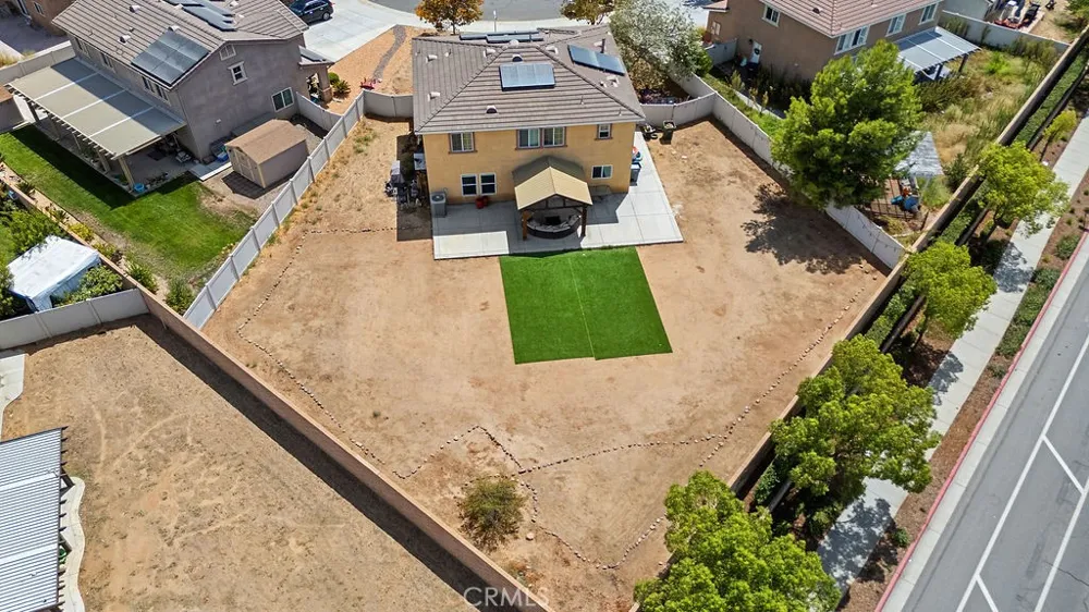 804 Amadova Drive Perris, CA 92571