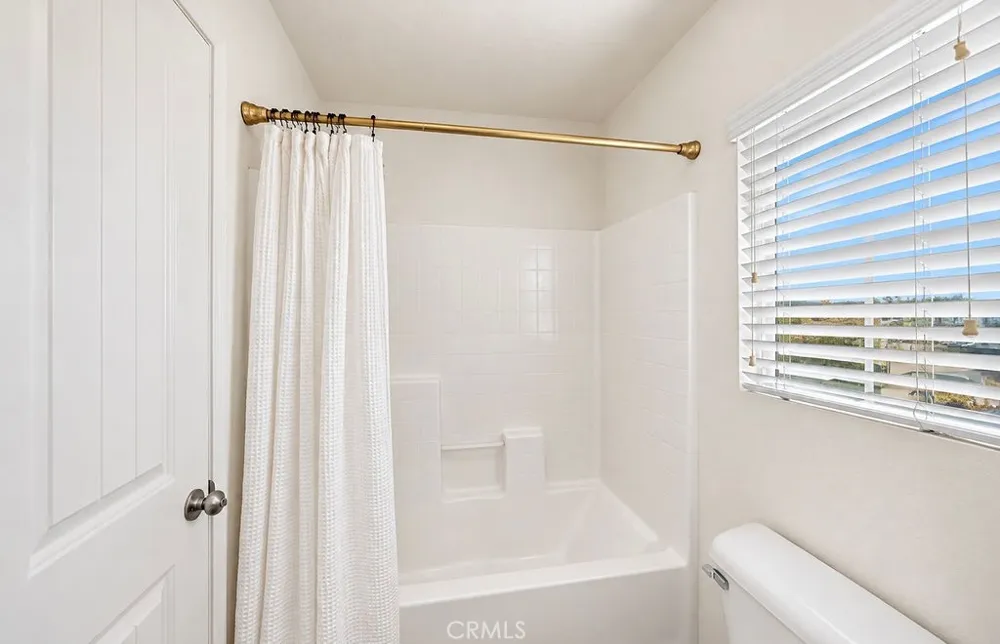 804 Amadova Drive Perris, CA 92571