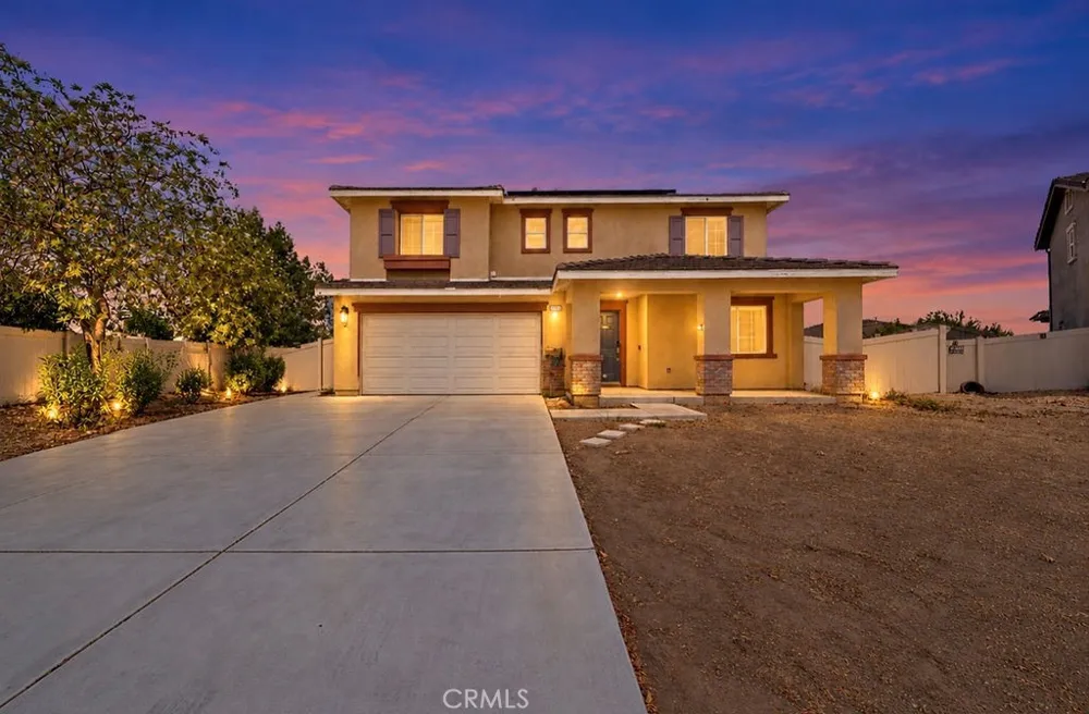 804 Amadova Drive Perris, CA 92571