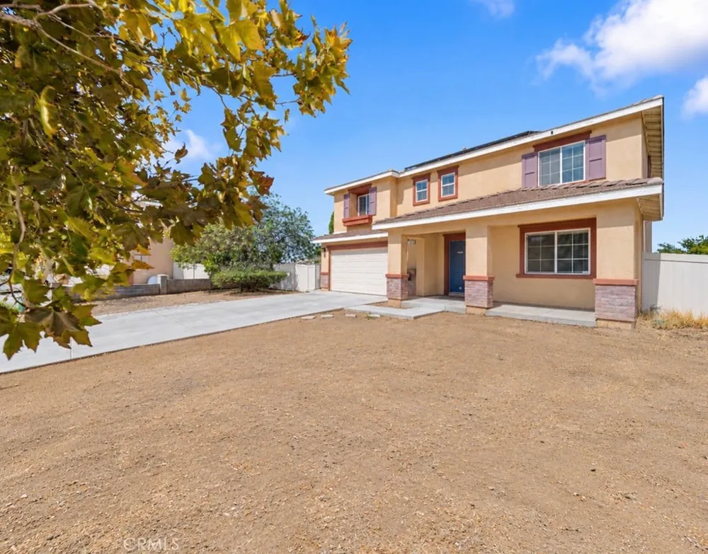 804 Amadova Drive Perris, CA 92571