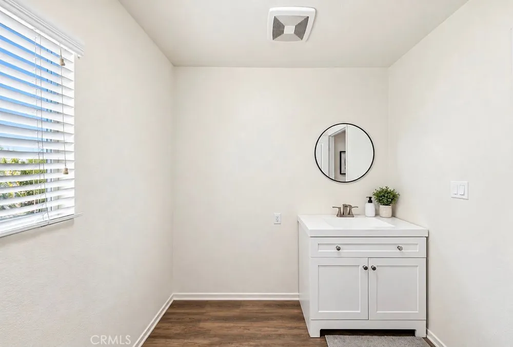 804 Amadova Drive Perris, CA 92571