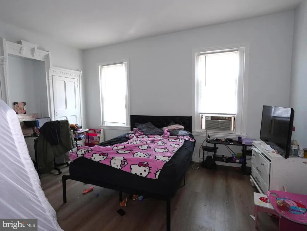 408 JENNIFER LANE Williamstown, NJ 08094