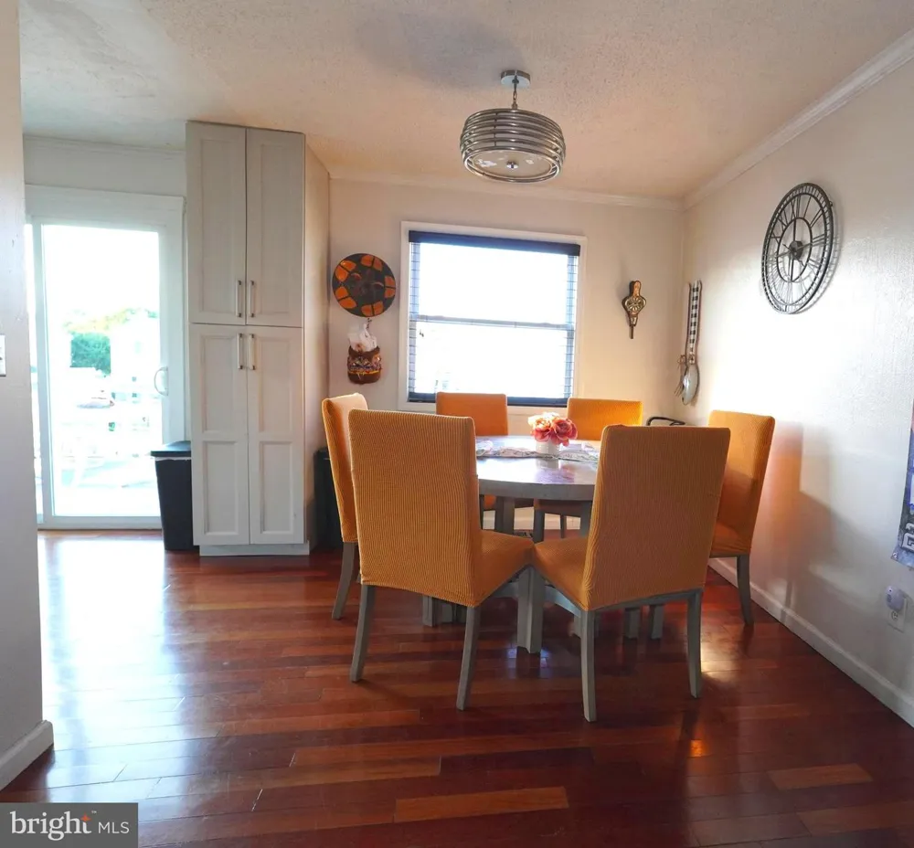 408 JENNIFER LANE Williamstown, NJ 08094