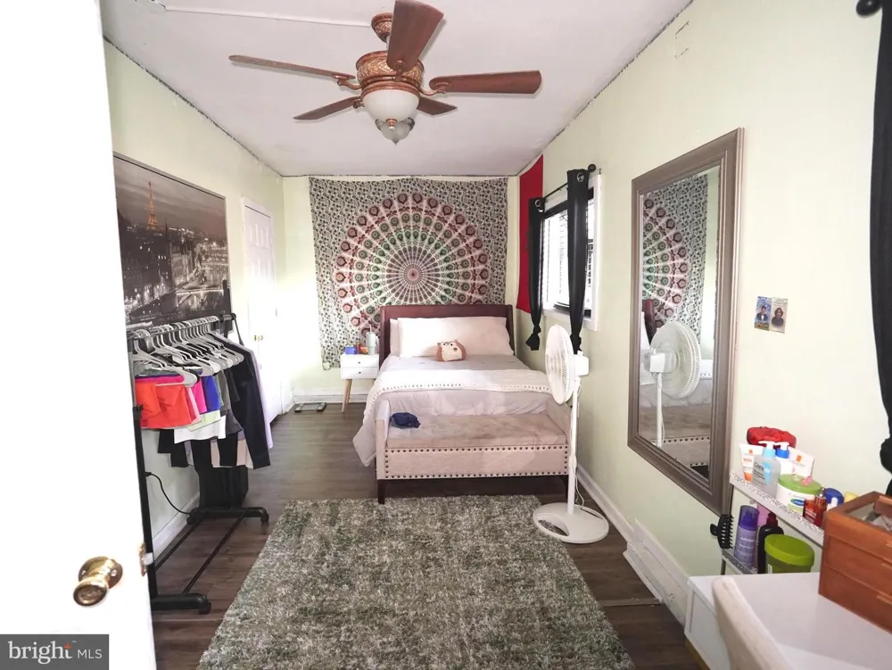 408 JENNIFER LANE Williamstown, NJ 08094