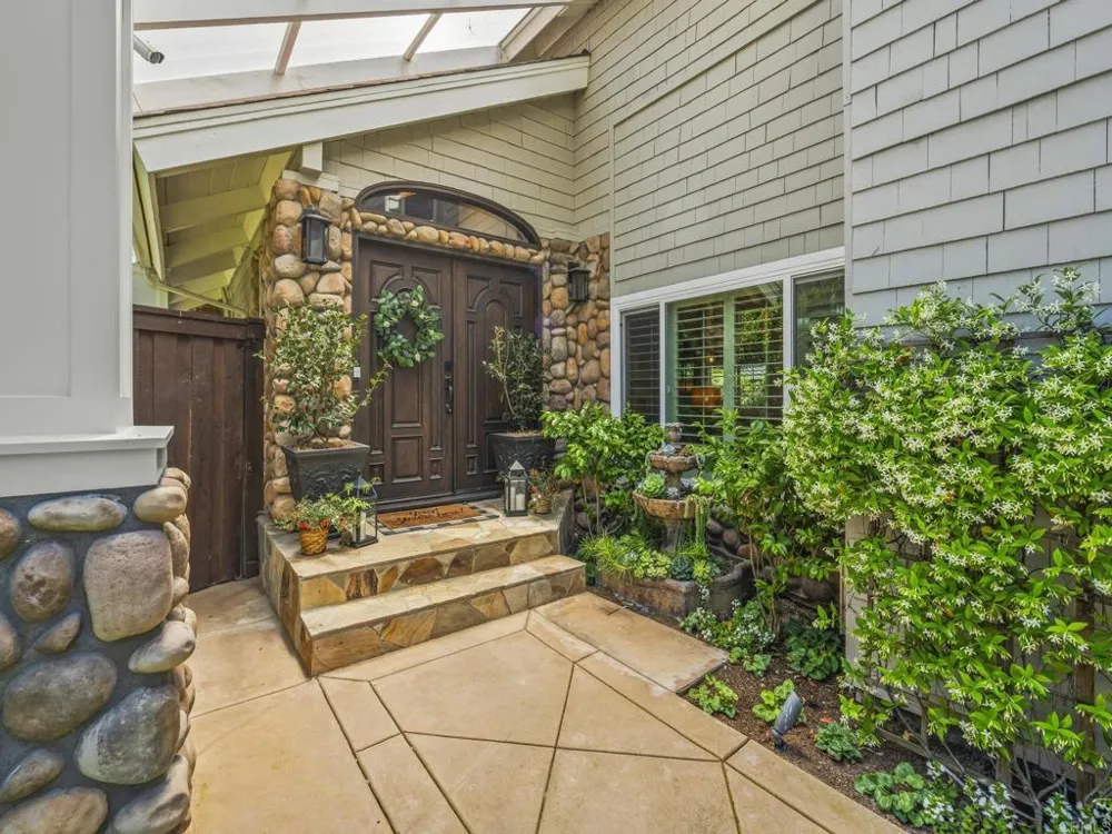 365 Shore View Lane Encinitas, CA 92024