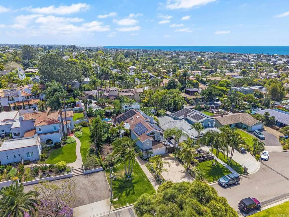 365 Shore View Lane Encinitas, CA 92024