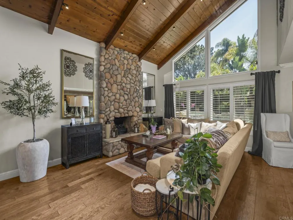 365 Shore View Lane Encinitas, CA 92024