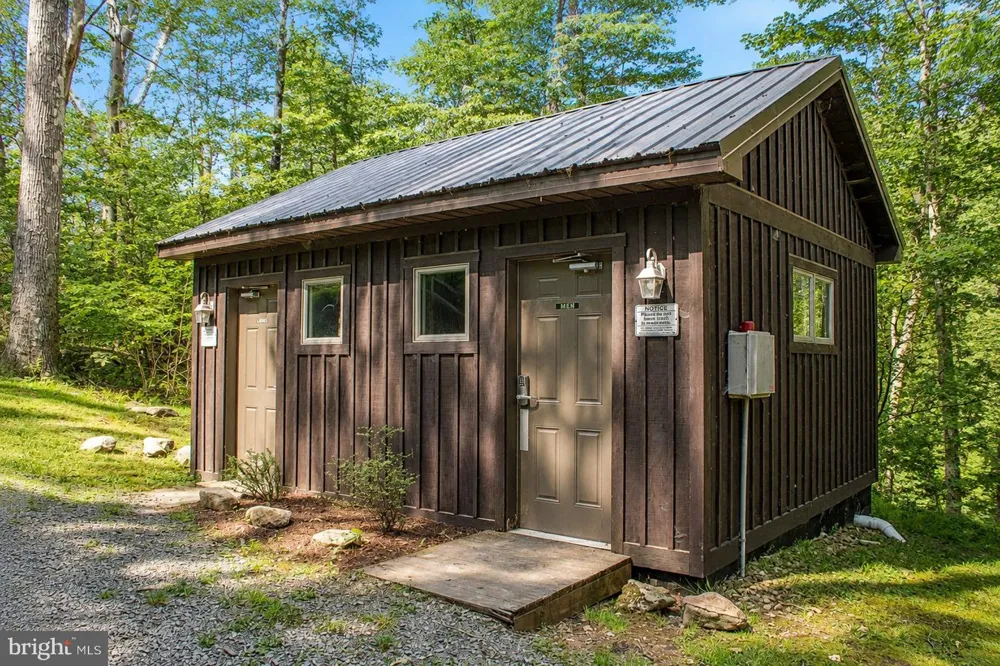 DEEP CREEK HIGHLANDS ROAD Mc Henry, MD 21541