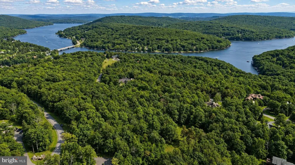 DEEP CREEK HIGHLANDS ROAD Mc Henry, MD 21541