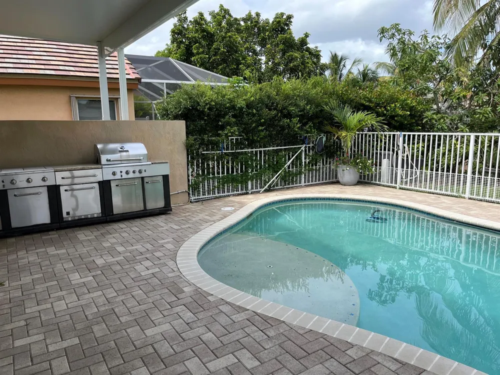 7576 Savannah Lane Lake Worth, FL 33463