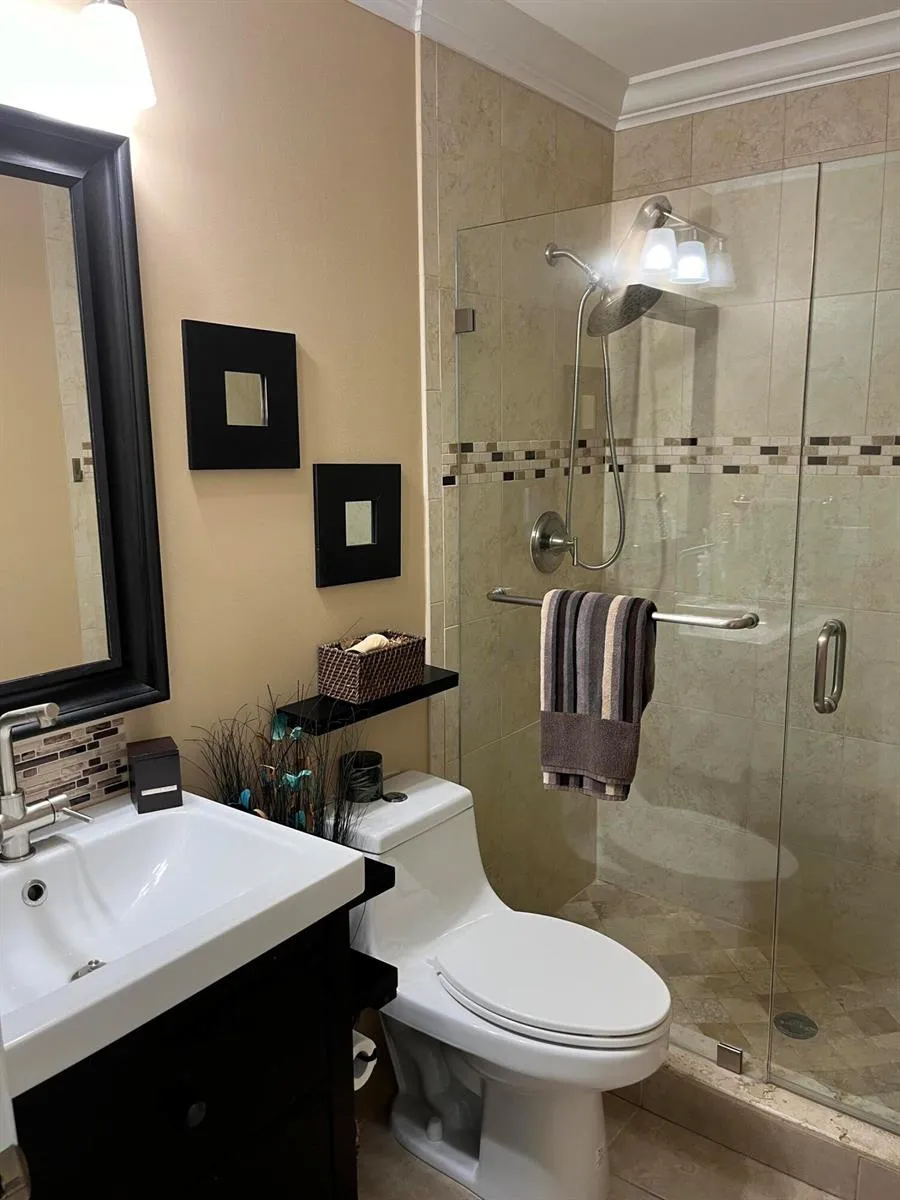 7576 Savannah Lane Lake Worth, FL 33463