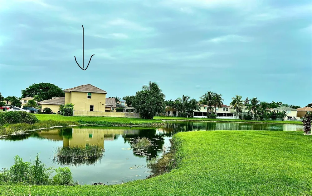 7576 Savannah Lane Lake Worth, FL 33463