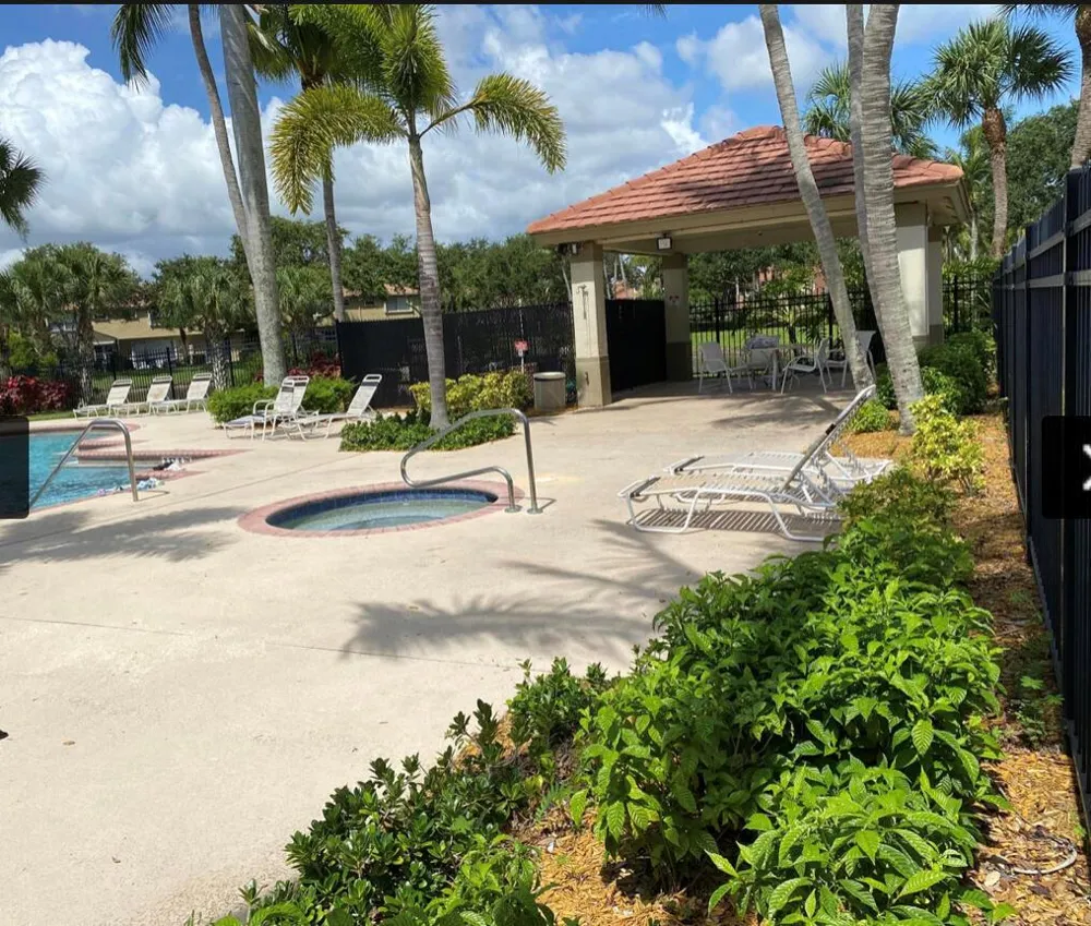 7576 Savannah Lane Lake Worth, FL 33463