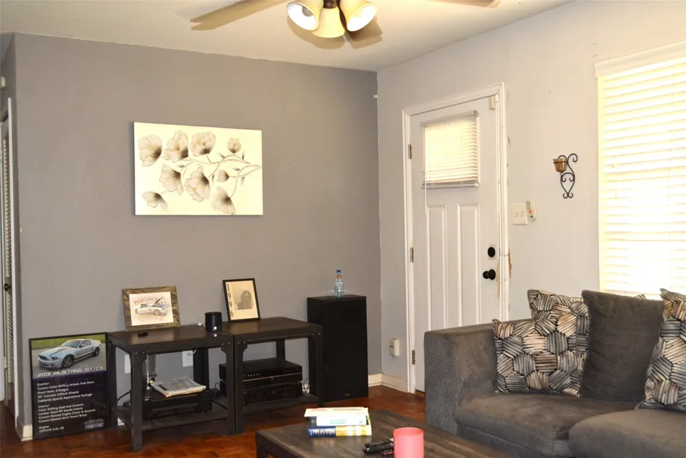 9040 Avalon Drive Shreveport, LA 71118