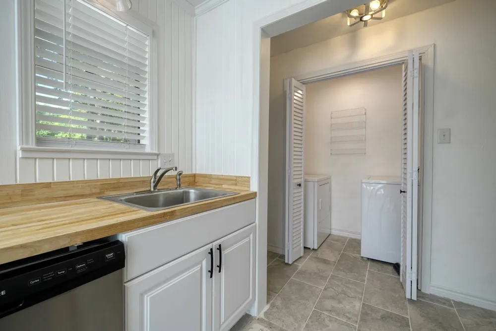239 Fairlawn Drive Hideaway, TX 75771