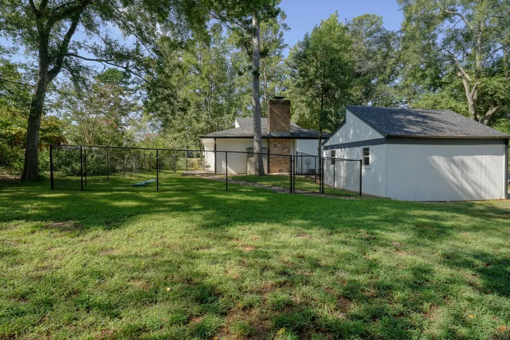 239 Fairlawn Drive Hideaway, TX 75771