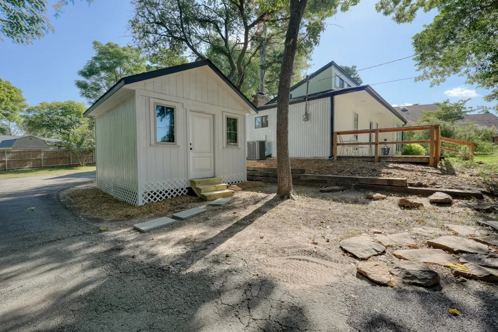 239 Fairlawn Drive Hideaway, TX 75771