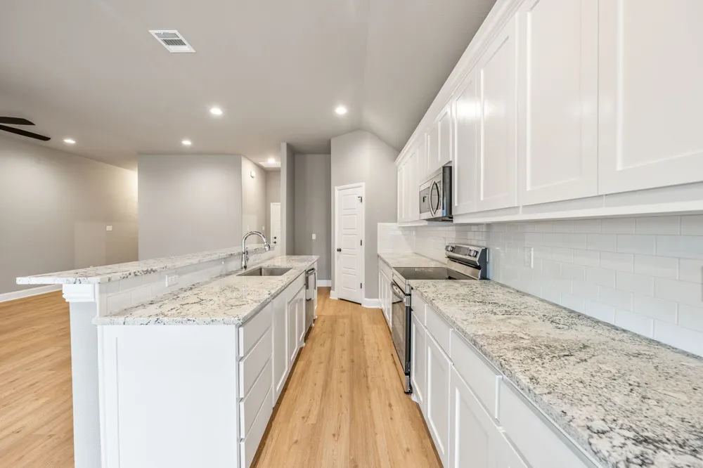 102 Clover Circle Weatherford, TX 76086