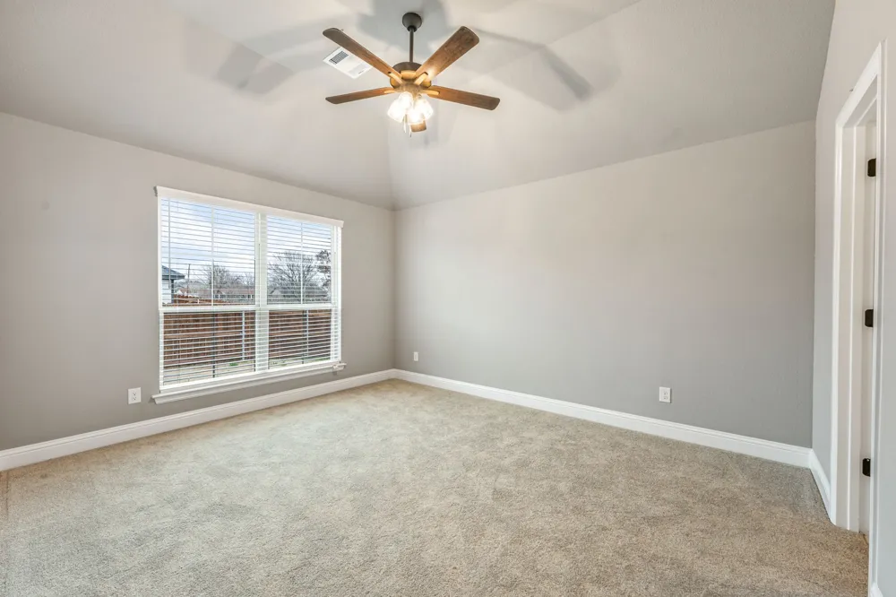 102 Clover Circle Weatherford, TX 76086