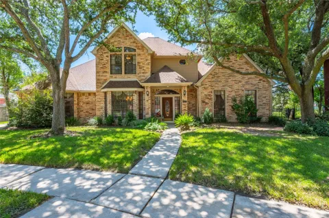 2207 Southern Hills Drive