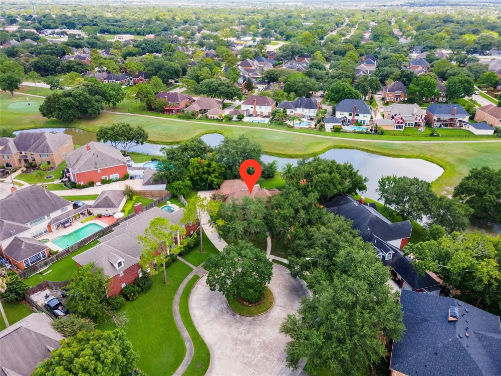 2207 Southern Hills Drive League City, TX 77573