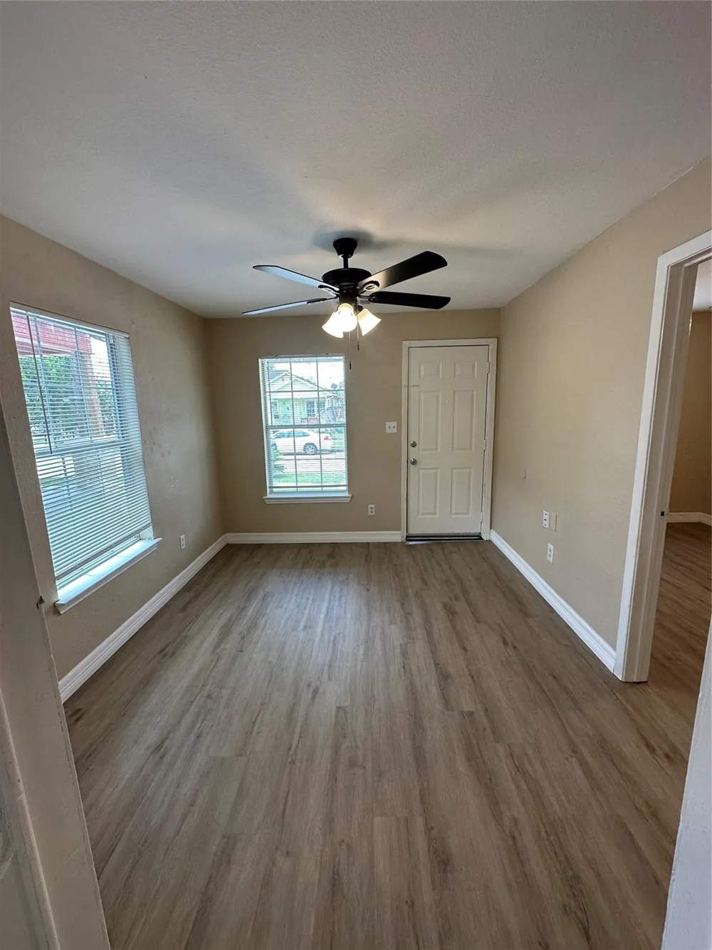 6721 Avenue Q Houston, TX 77011