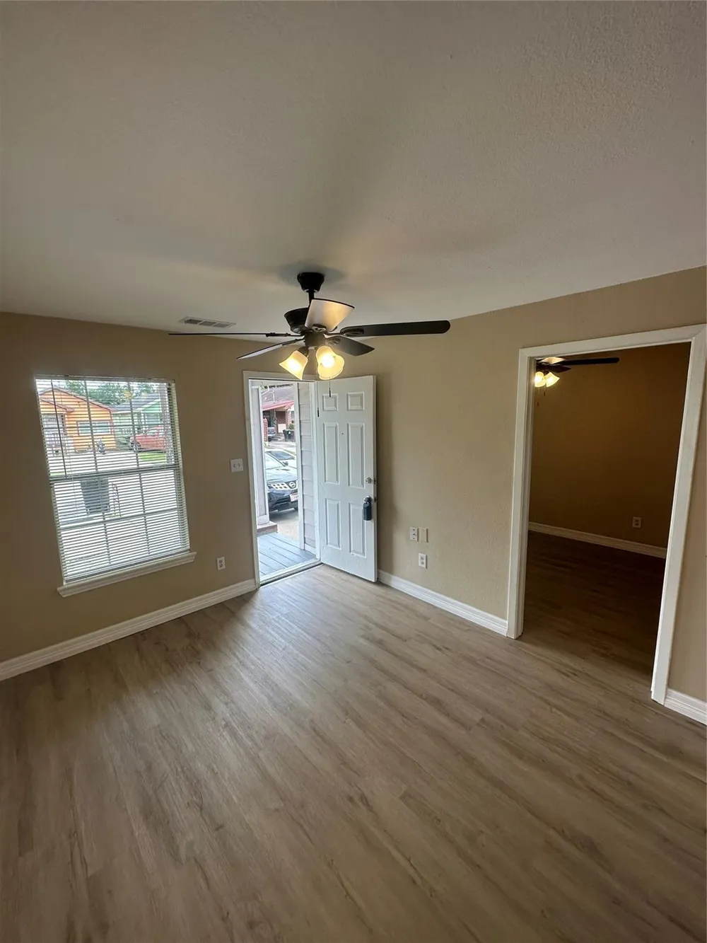 6721 Avenue Q Houston, TX 77011