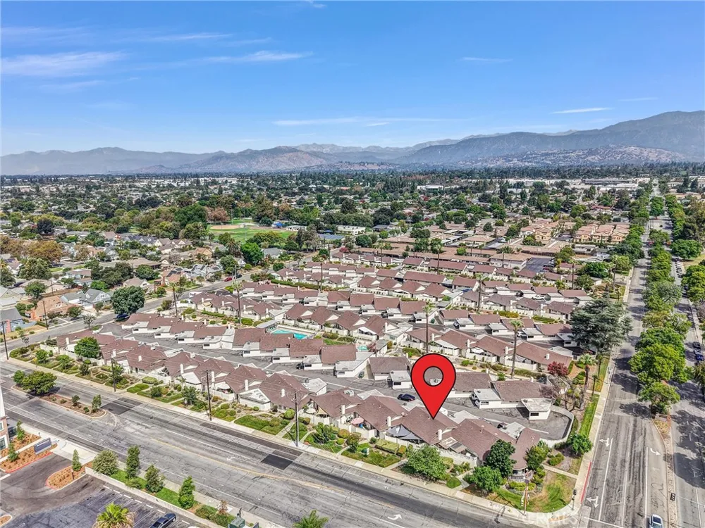 679 S Indian Hill #B Claremont, CA 91711