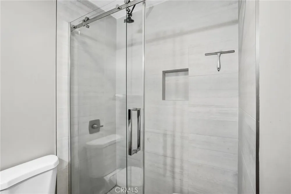 679 S Indian Hill #B Claremont, CA 91711