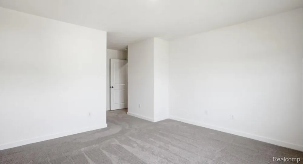 31 Oak Street Grand Blanc Charter Township, MI 48439