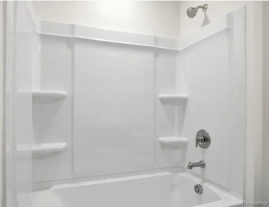 31 Oak Street Grand Blanc Charter Township, MI 48439