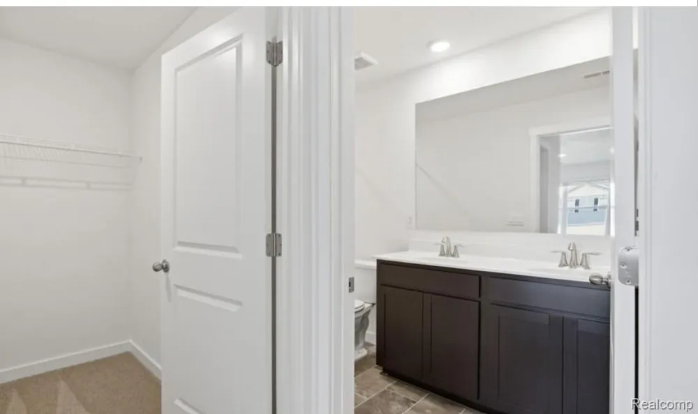 31 Oak Street Grand Blanc Charter Township, MI 48439