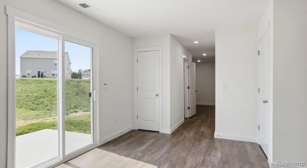 31 Oak Street Grand Blanc Charter Township, MI 48439