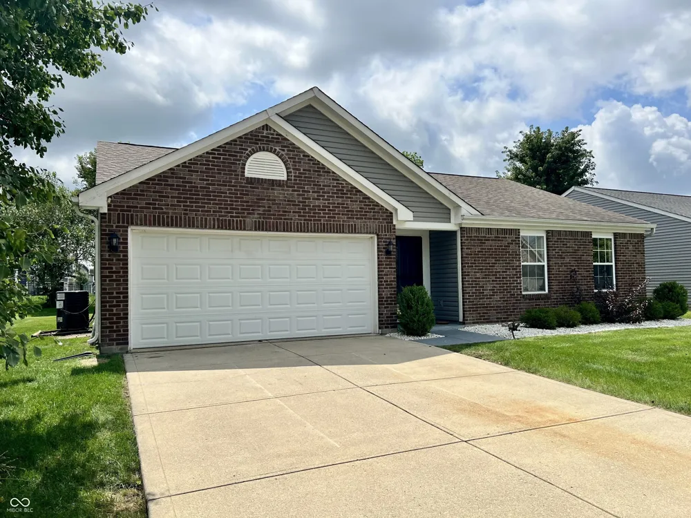 6815 W Odessa Way McCordsville, IN 46055