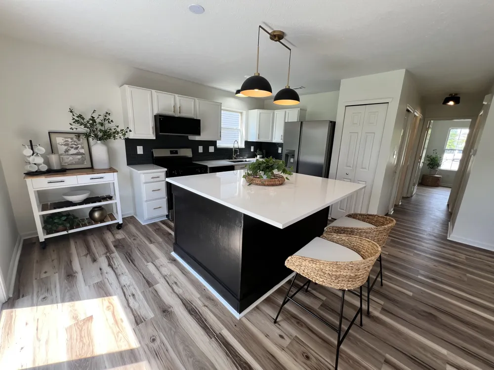 6815 W Odessa Way McCordsville, IN 46055