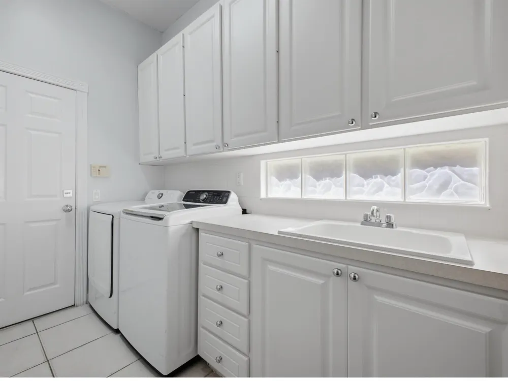 8033 KALIKO LANE Wellington, FL 33414