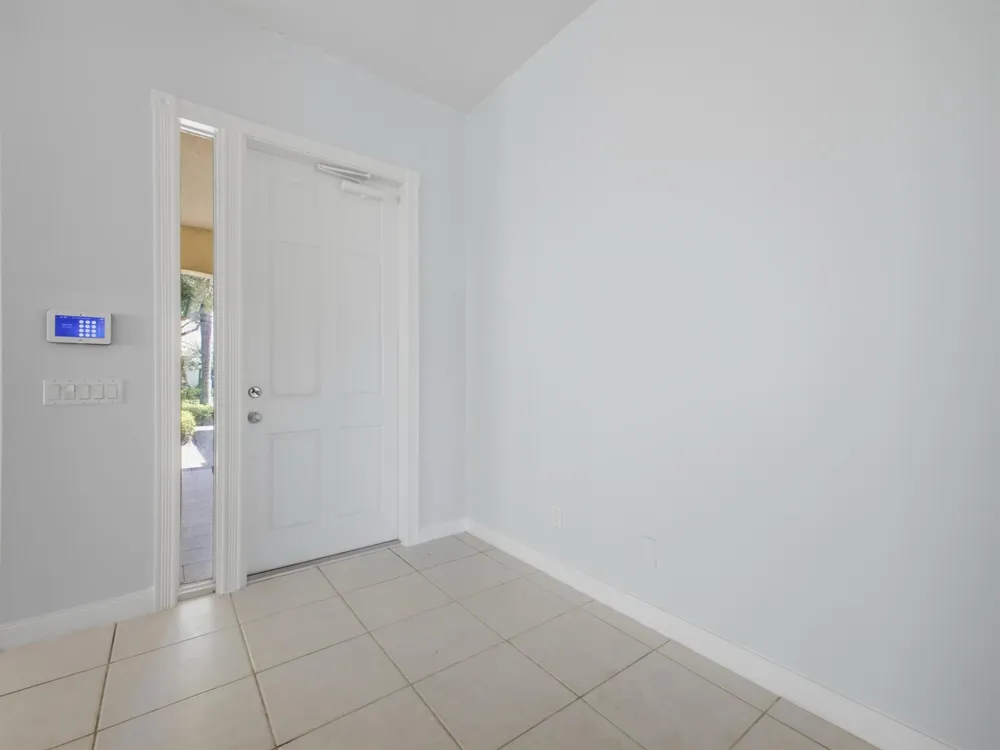 8033 KALIKO LANE Wellington, FL 33414