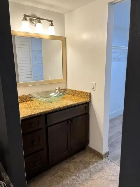 450 Commodore Drive #106 Plantation, FL 33325