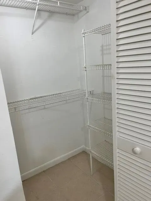 450 Commodore Drive #106 Plantation, FL 33325