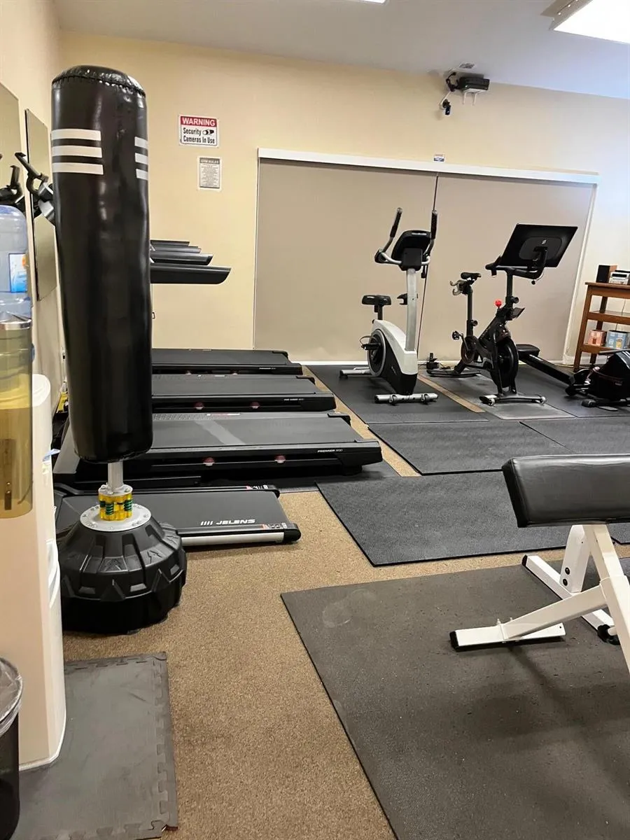 450 Commodore Drive #106 Plantation, FL 33325