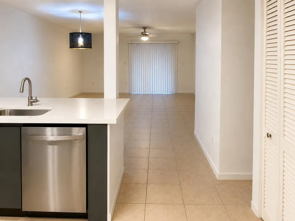 450 Commodore Drive #106 Plantation, FL 33325