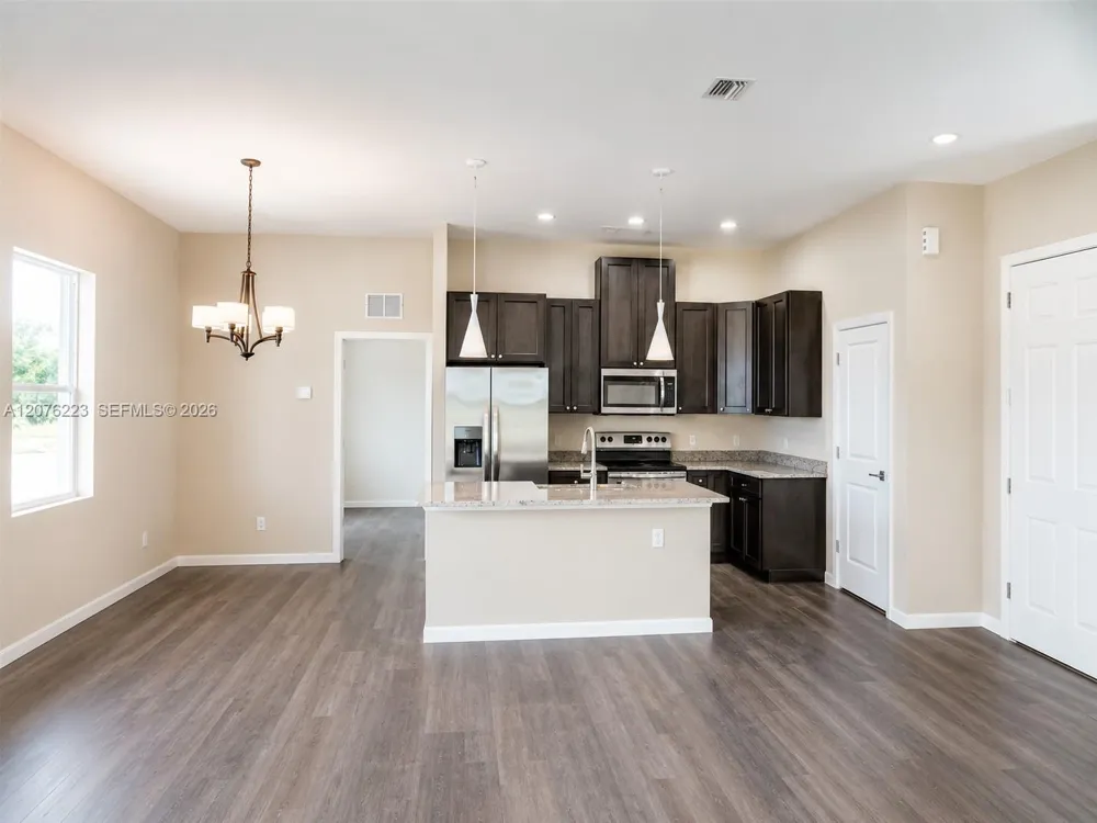 1109 KRAFT ST La Belle, FL 33935