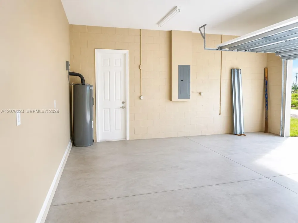 1109 KRAFT ST La Belle, FL 33935