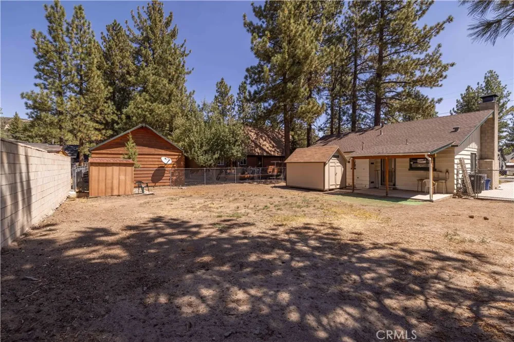 1029 Sierra Big Bear City, CA 92314