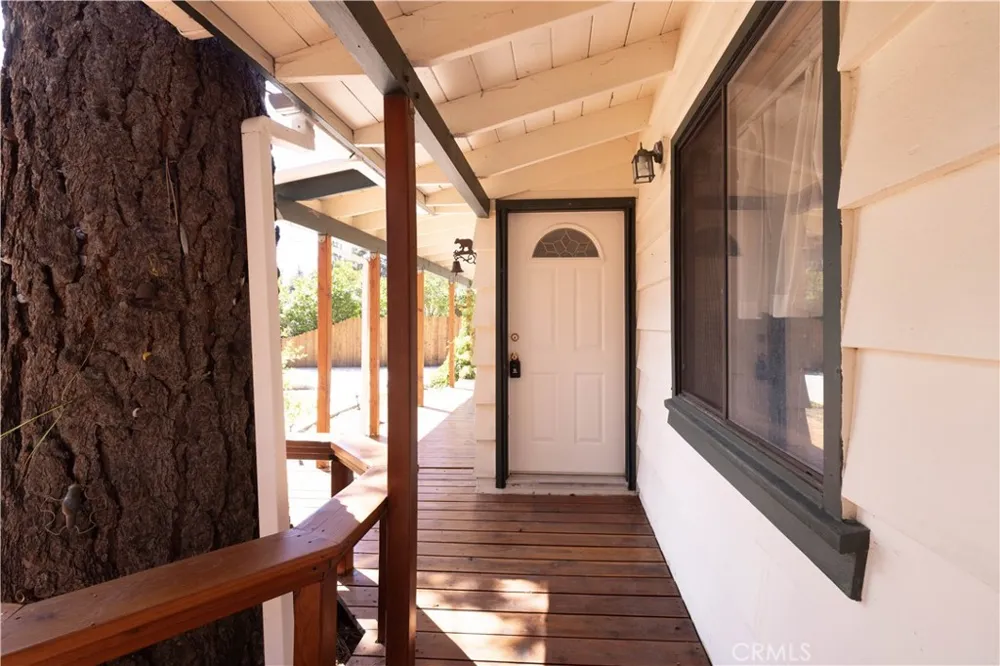 1029 Sierra Big Bear City, CA 92314
