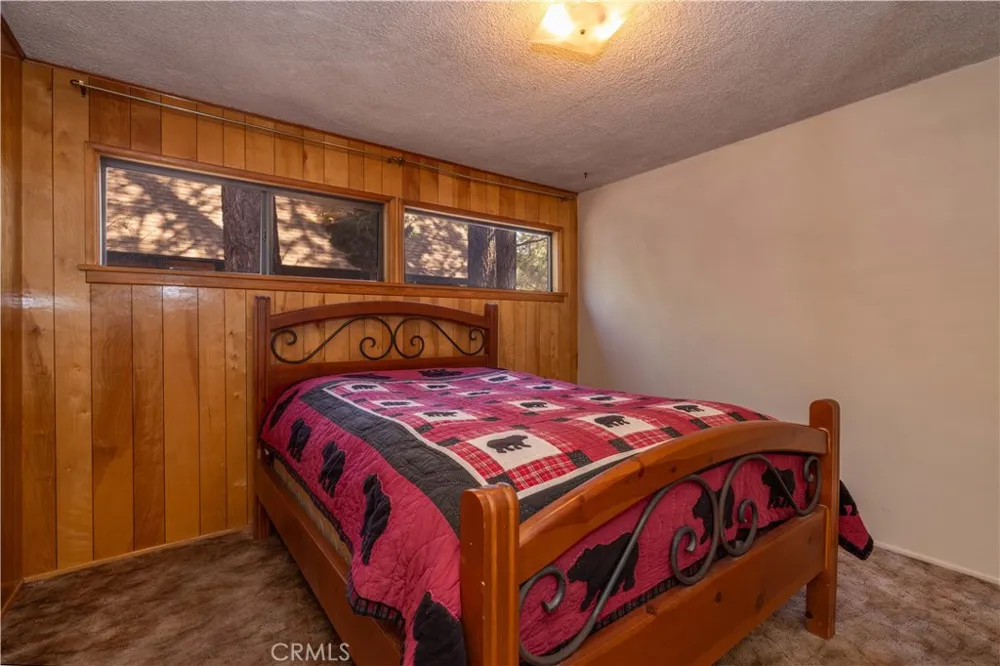 1029 Sierra Big Bear City, CA 92314