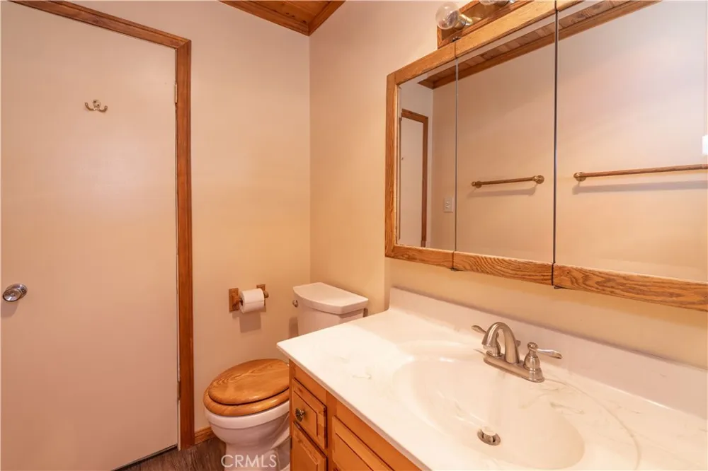 1029 Sierra Big Bear City, CA 92314