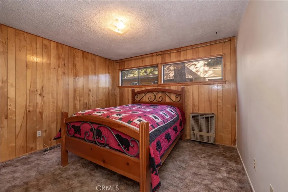 1029 Sierra Big Bear City, CA 92314
