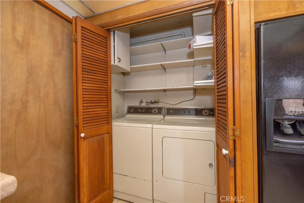1029 Sierra Big Bear City, CA 92314